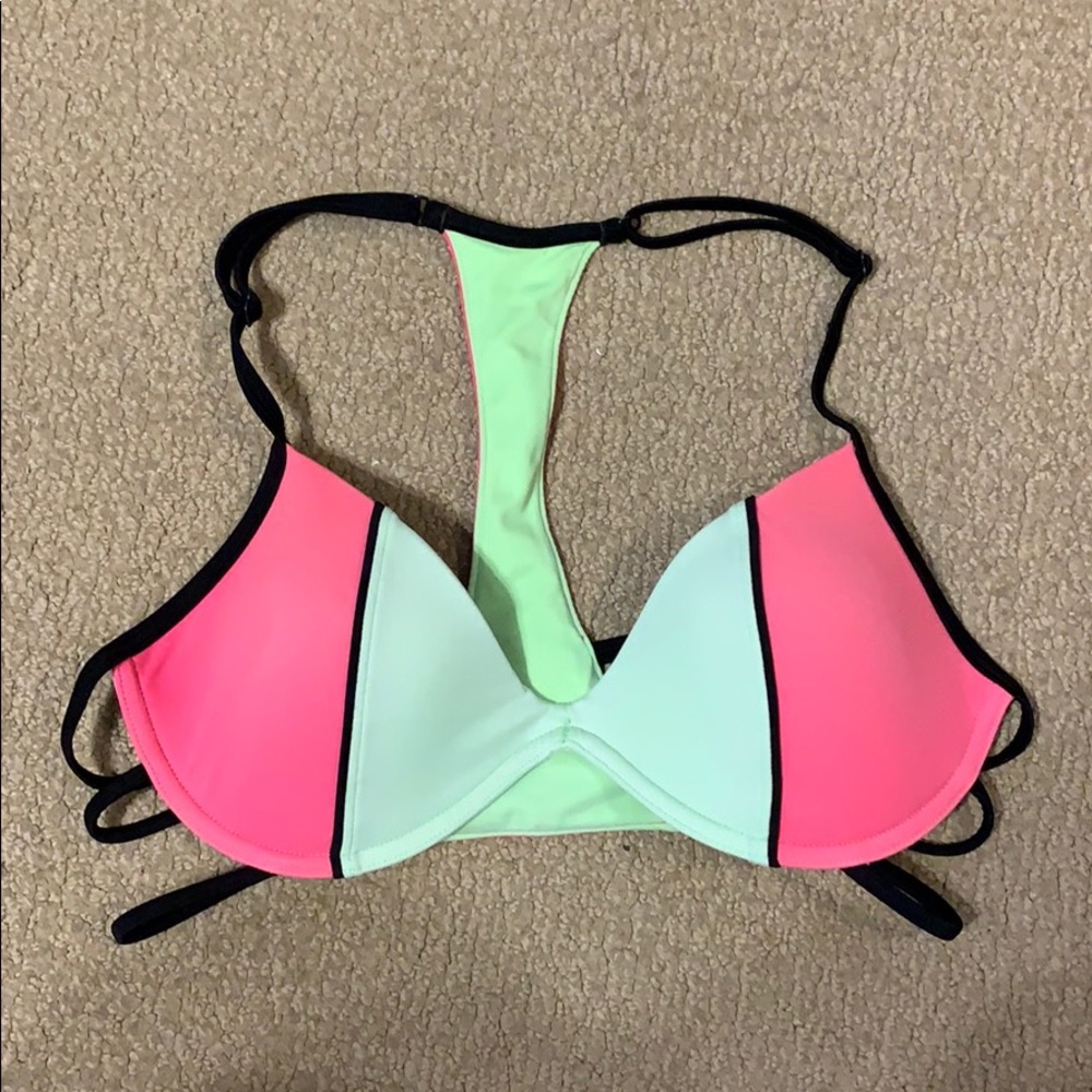 Victoria’s Secret / Pink Bikini Top